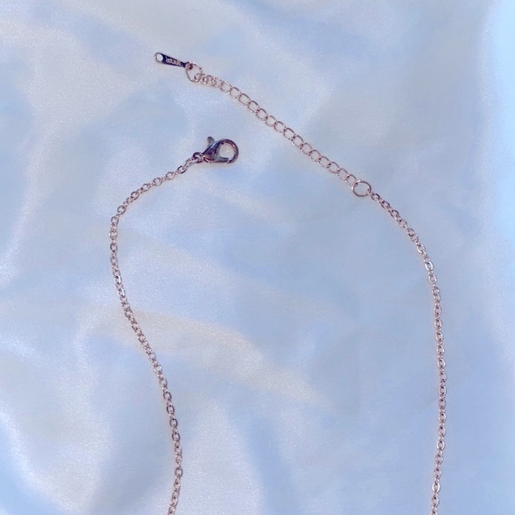 Beautiful  Gold Iconic Silver Swan Pendant - Picture 7 of 10